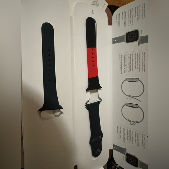 Apple Watch Band from Apple - Picture 2 of 2